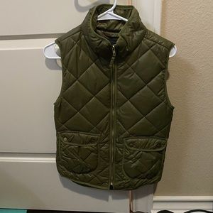 Green puffer vest